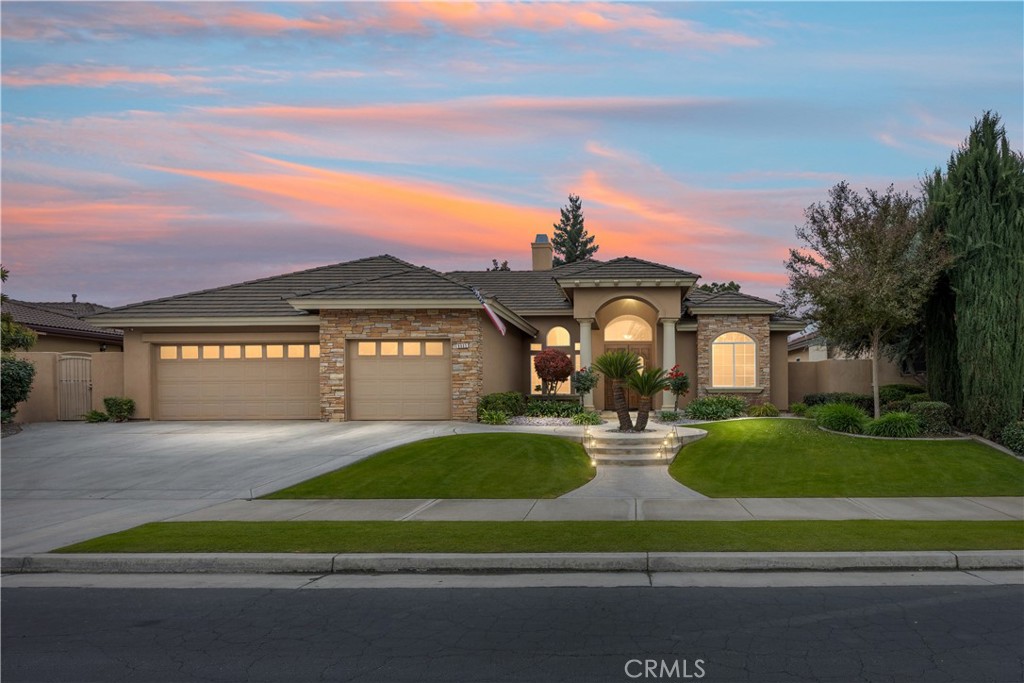 9905 Lightner Way Bakersfield, CA 93311 - Photo 1 of 33