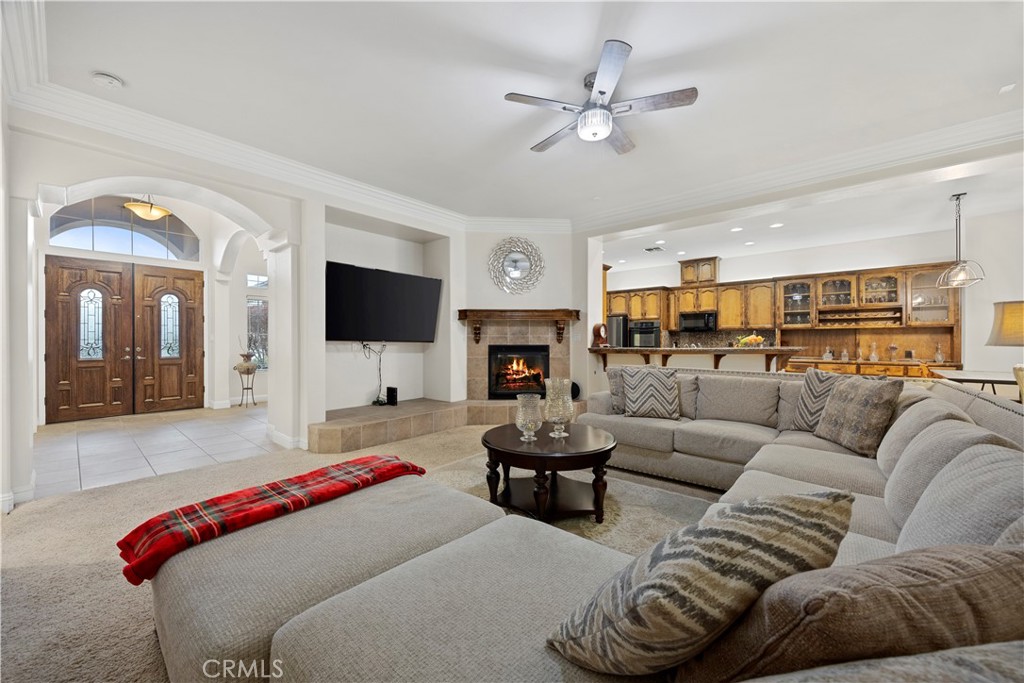 9905 Lightner Way Bakersfield, CA 93311 - Photo 13 of 33