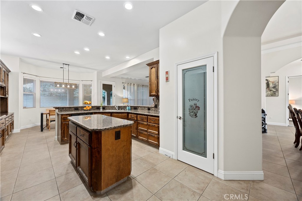 9905 Lightner Way Bakersfield, CA 93311 - Photo 26 of 33