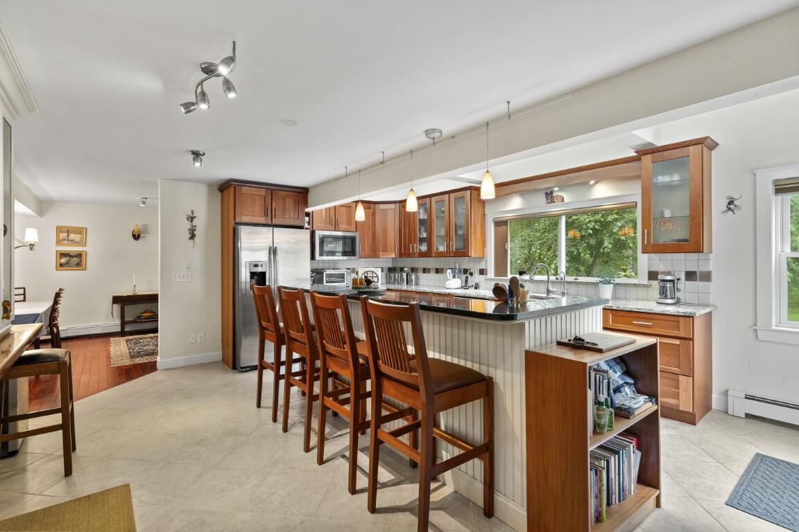 5 Hillside Place, Unit 2 Boothbay, ME 04537 - Photo 9 of 47