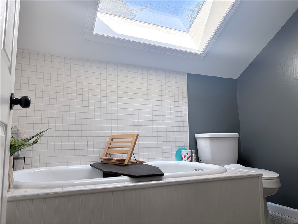 150 Stuart Avenue Arcadia, NY 14513 - Photo 16 of 25 Onsuite Bath w/Skylights