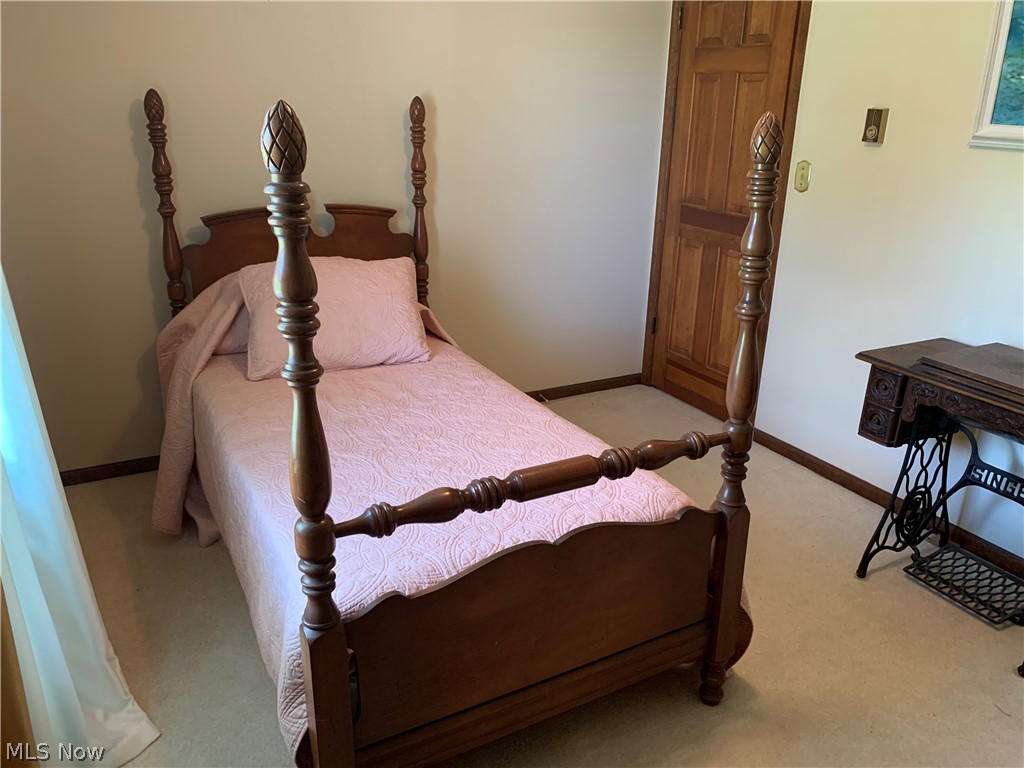 303 Orchard View Road Northeast Lancaster, OH 43130 - Photo 45 of 50 View of carpeted bedroom