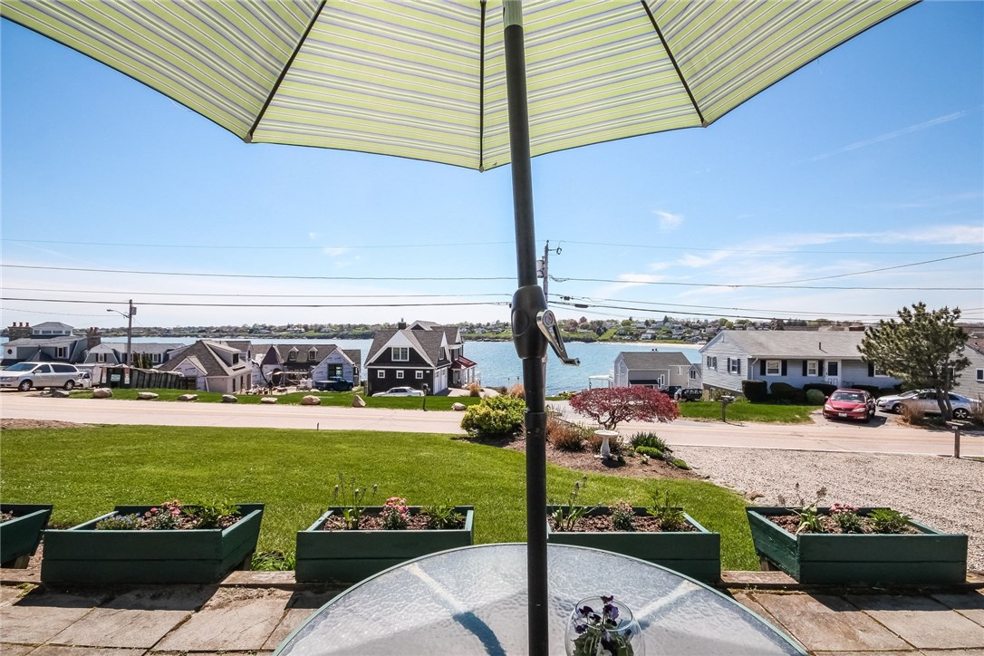 272 Bonnet Point Road Narragansett, RI 02882 - Photo 14 of 35