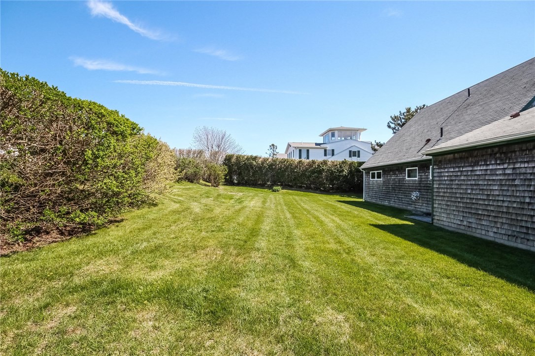 272 Bonnet Point Road Narragansett, RI 02882 - Photo 26 of 35