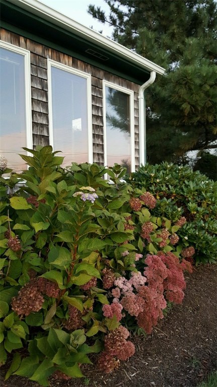 272 Bonnet Point Road Narragansett, RI 02882 - Photo 27 of 35