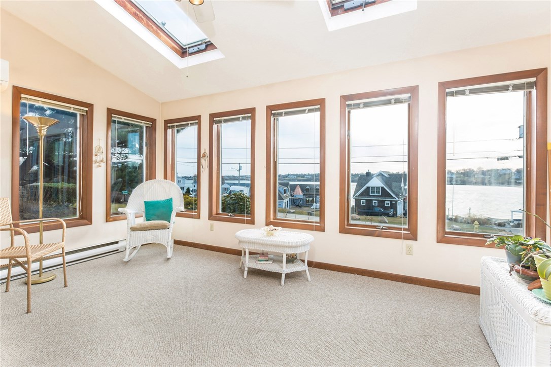 272 Bonnet Point Road Narragansett, RI 02882 - Photo 7 of 35