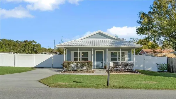 $254,990 | 431 Midway Avenue, Mascotte, FL 34753