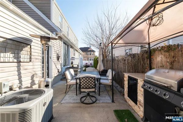 $825,000 | 170 Tenafly Road, Englewood, NJ 07631