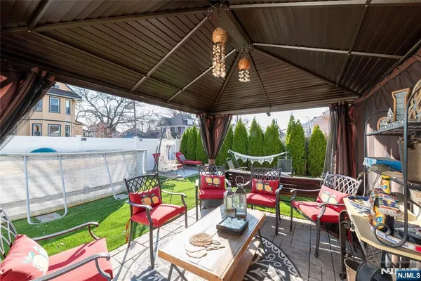 $825,000 | 170 Tenafly Road, Englewood, NJ 07631