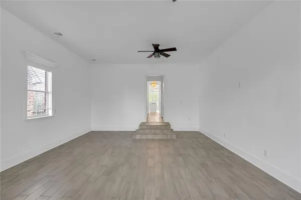 $4,500 | 150 Pinehurst Court, New Orleans, LA 70128