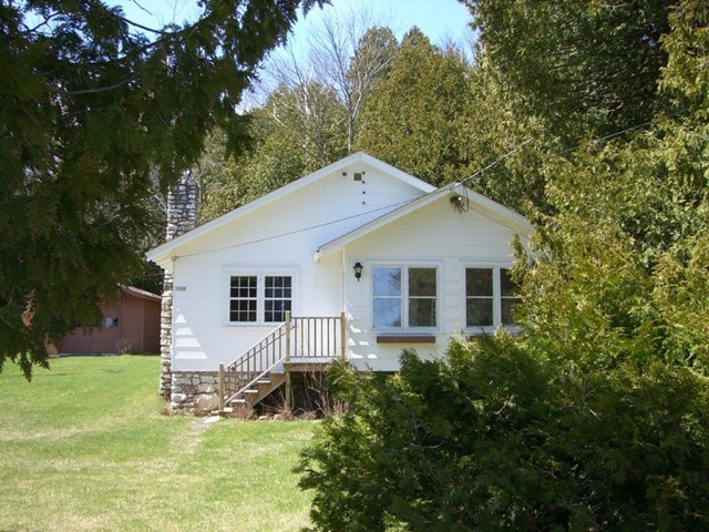 7889 Frogtown Road Baileys Harbor, WI 54202 - Photo 4 of 11 Gallery Image 4