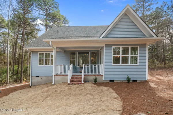 $610,000 | 148 Cardinal Lane, Seven Lakes, NC 27376