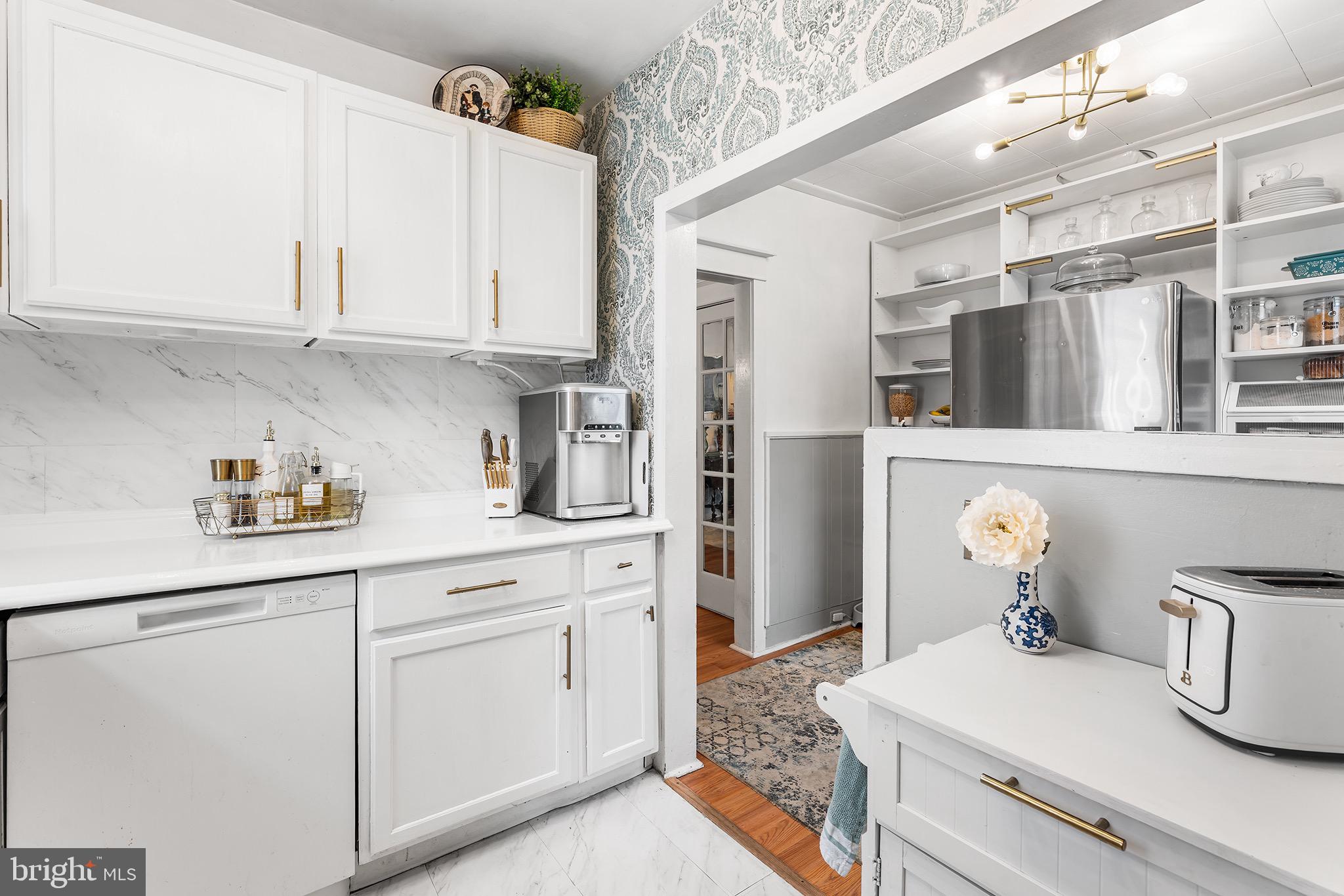 4049 Ellendale Road Drexel Hill, PA 19026 - Photo 15 of 33 Kitchen