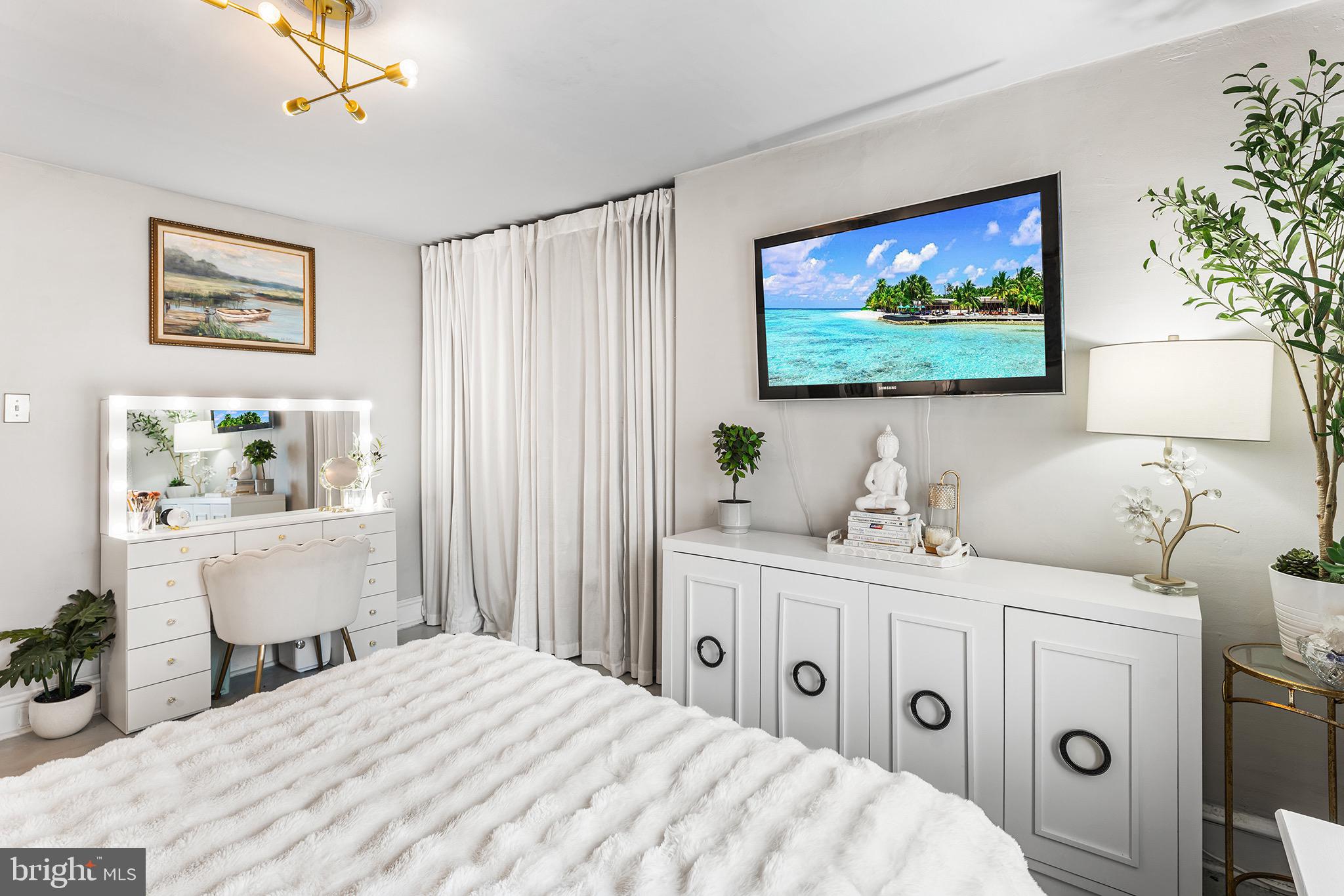 4049 Ellendale Road Drexel Hill, PA 19026 - Photo 20 of 33