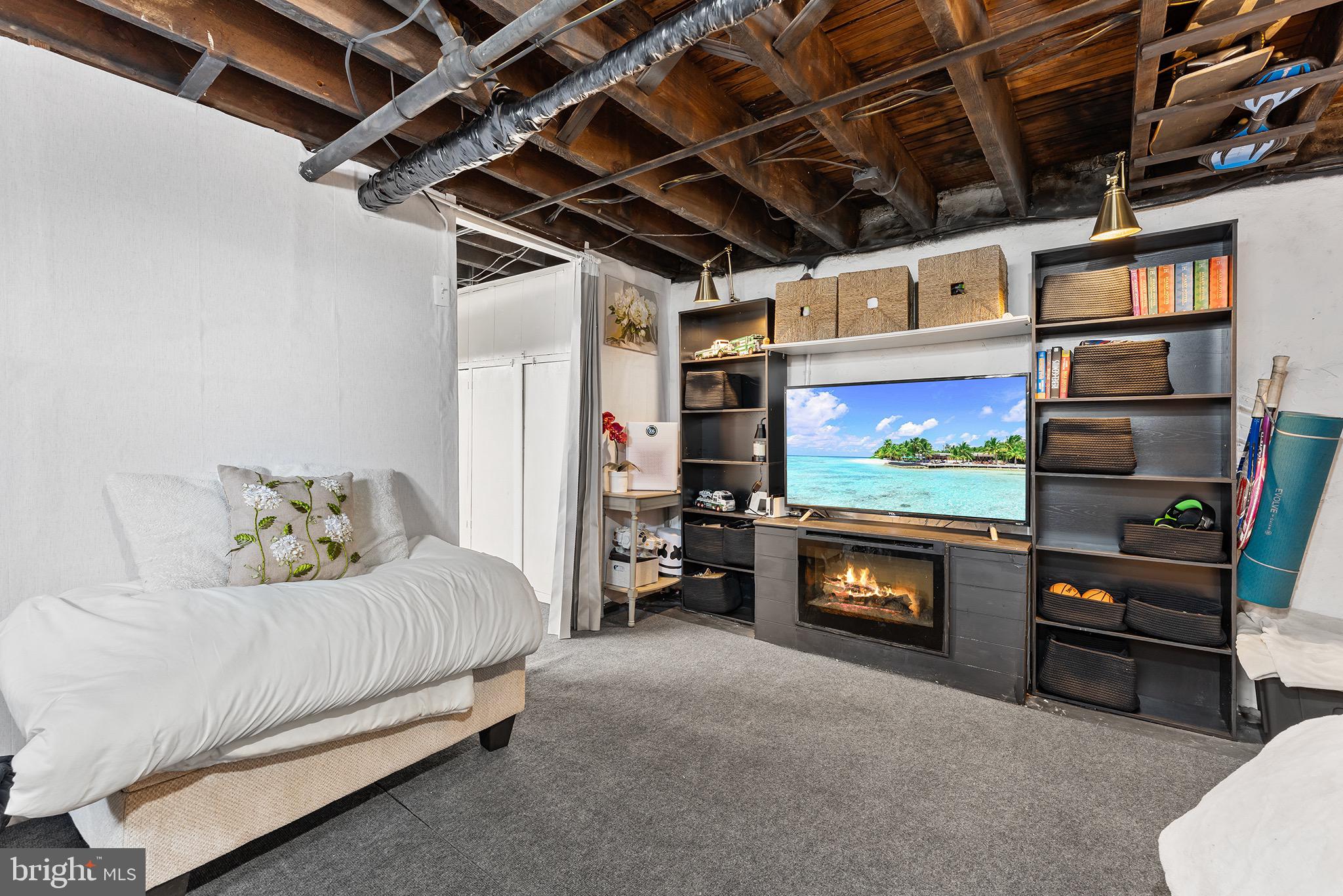 4049 Ellendale Road Drexel Hill, PA 19026 - Photo 31 of 33