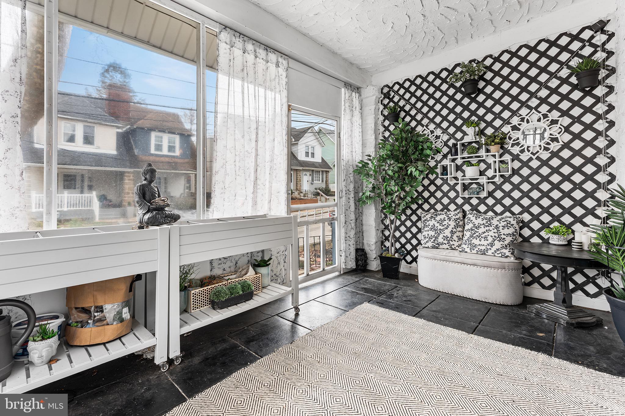 4049 Ellendale Road Drexel Hill, PA 19026 - Photo 6 of 33