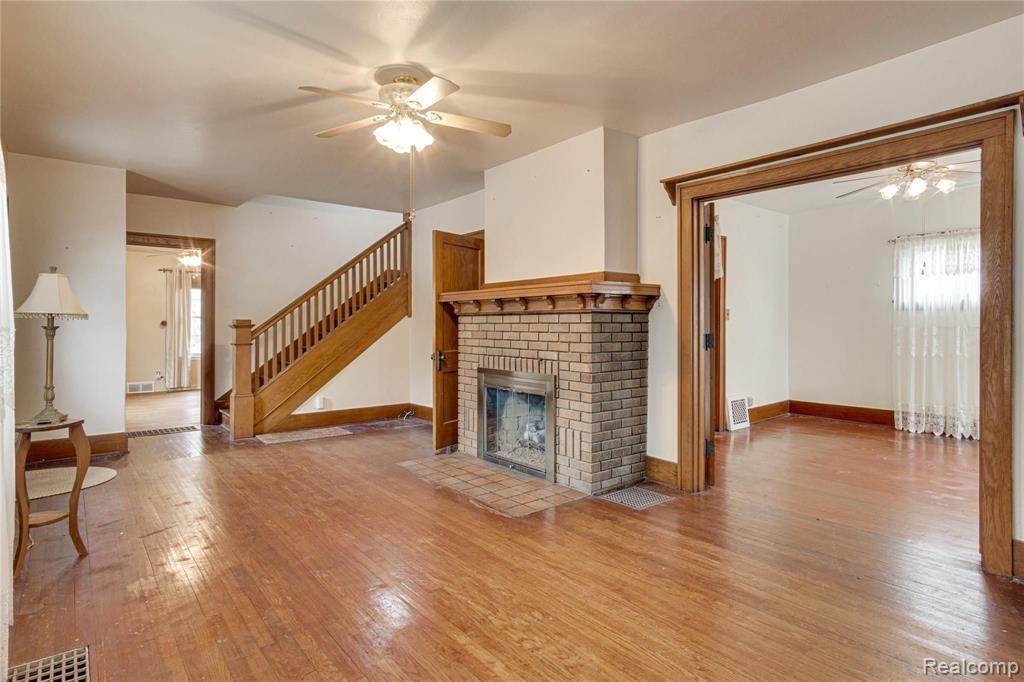 5494 Corunna Road Flint, MI 48532 - Photo 17 of 48
