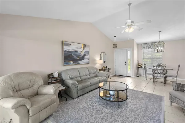 $5,900 | 153 Bristol Lane, Unit F102, Naples, FL 34112