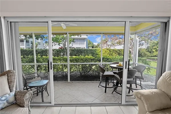 $5,900 | 153 Bristol Lane, Unit F102, Naples, FL 34112