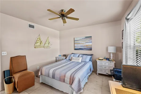 $5,900 | 153 Bristol Lane, Unit F102, Naples, FL 34112