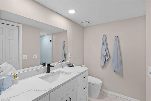 $5,900 | 153 Bristol Lane, Unit F102, Naples, FL 34112