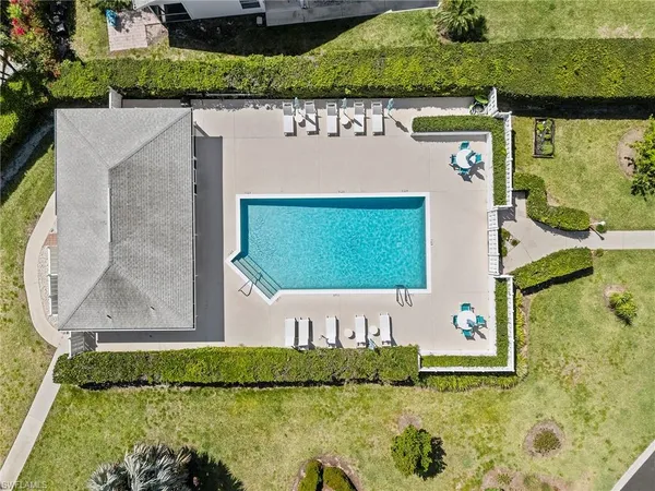 $5,900 | 153 Bristol Lane, Unit F102, Naples, FL 34112