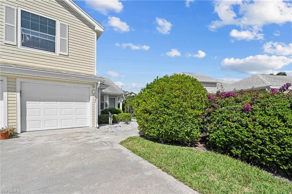 $5,900 | 153 Bristol Lane, Unit F102, Naples, FL 34112