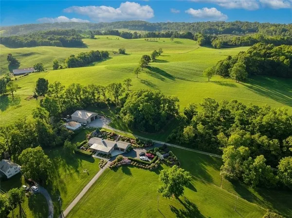 $649,000 | 4038 Highway 156, Avonmore, PA 15618