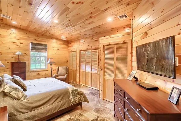 $649,000 | 4038 Highway 156, Avonmore, PA 15618