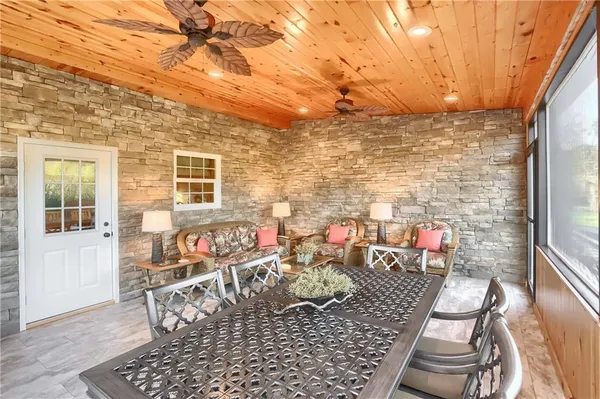 $649,000 | 4038 Highway 156, Avonmore, PA 15618
