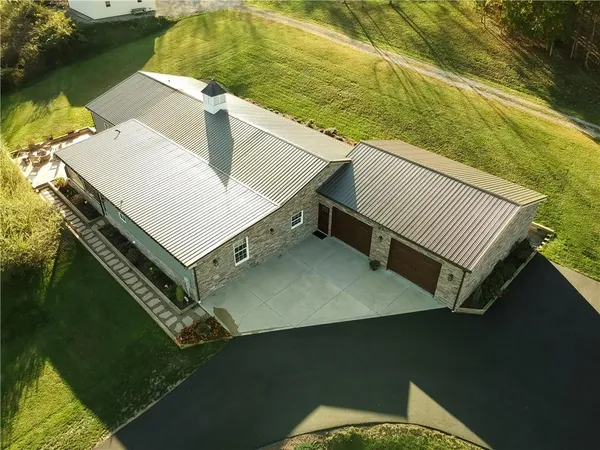 $649,000 | 4038 Highway 156, Avonmore, PA 15618