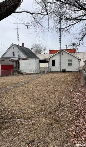 $49,900 | 1942 South 11th Street, Springfield, IL 62703