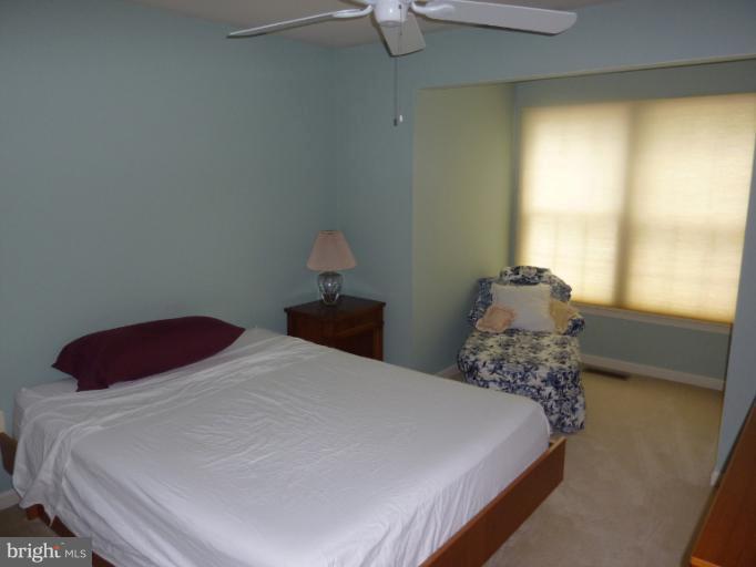 162 Spring Pl Way Annapolis, MD 21401 - Photo 12 of 30 Bedroom 3