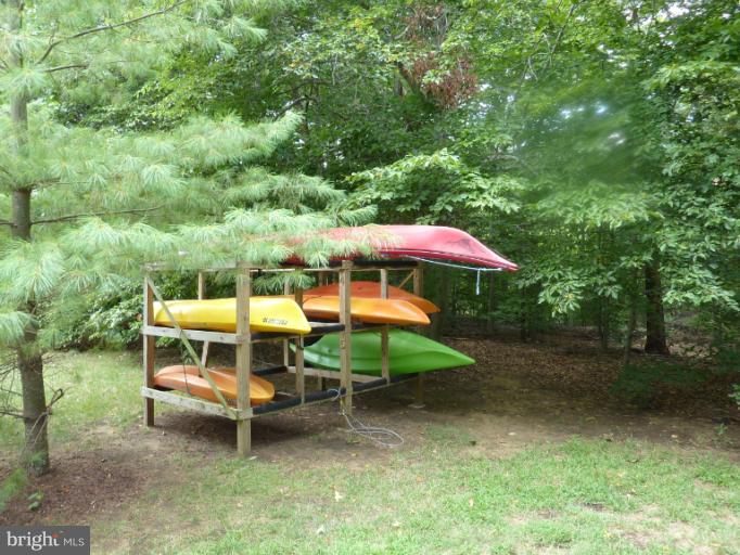 162 Spring Pl Way Annapolis, MD 21401 - Photo 17 of 30 Kayak storage