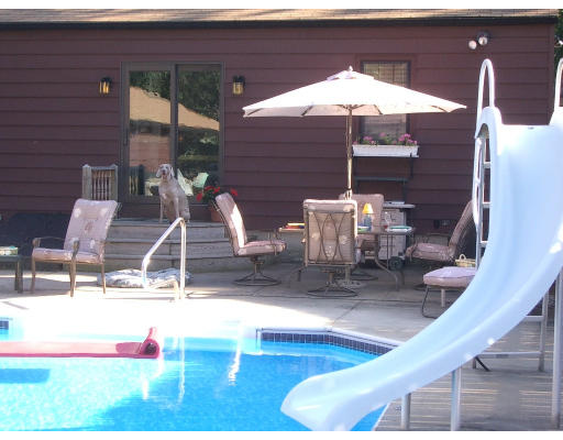 44 Tourigny Street Springfield, MA 01104 - Photo 3 of 5
