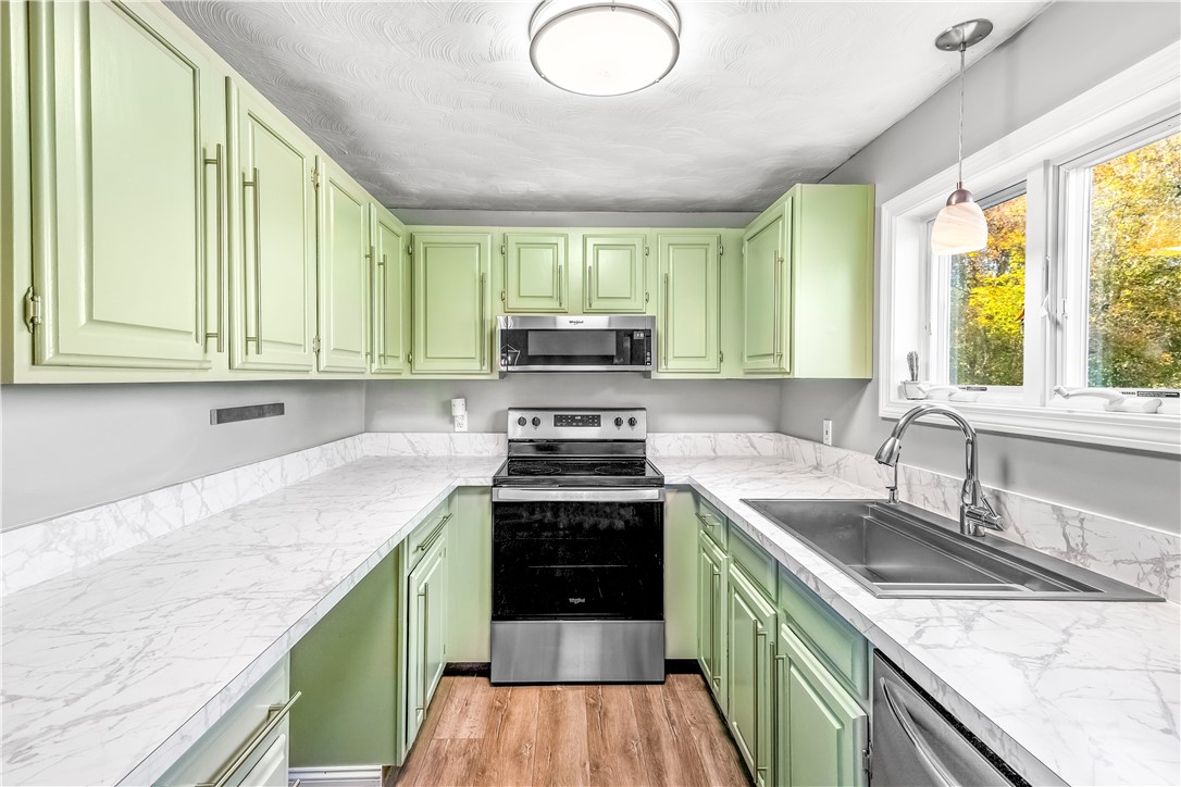 1125 Stafford Road, Unit 5 Tiverton, RI 02878 - Photo 12 of 20 Gallery Image 12