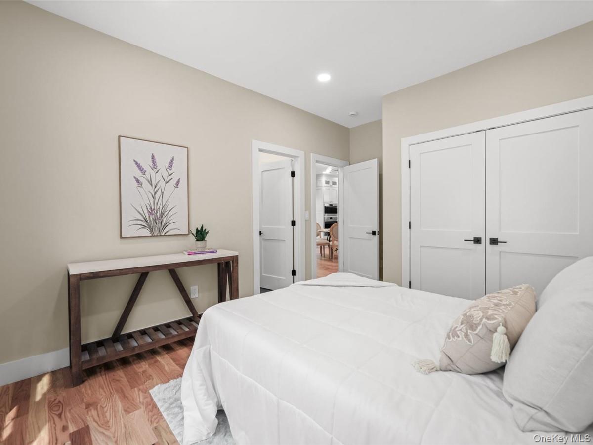 8 Brixton Road Garden City, NY 11530 - Photo 22 of 47