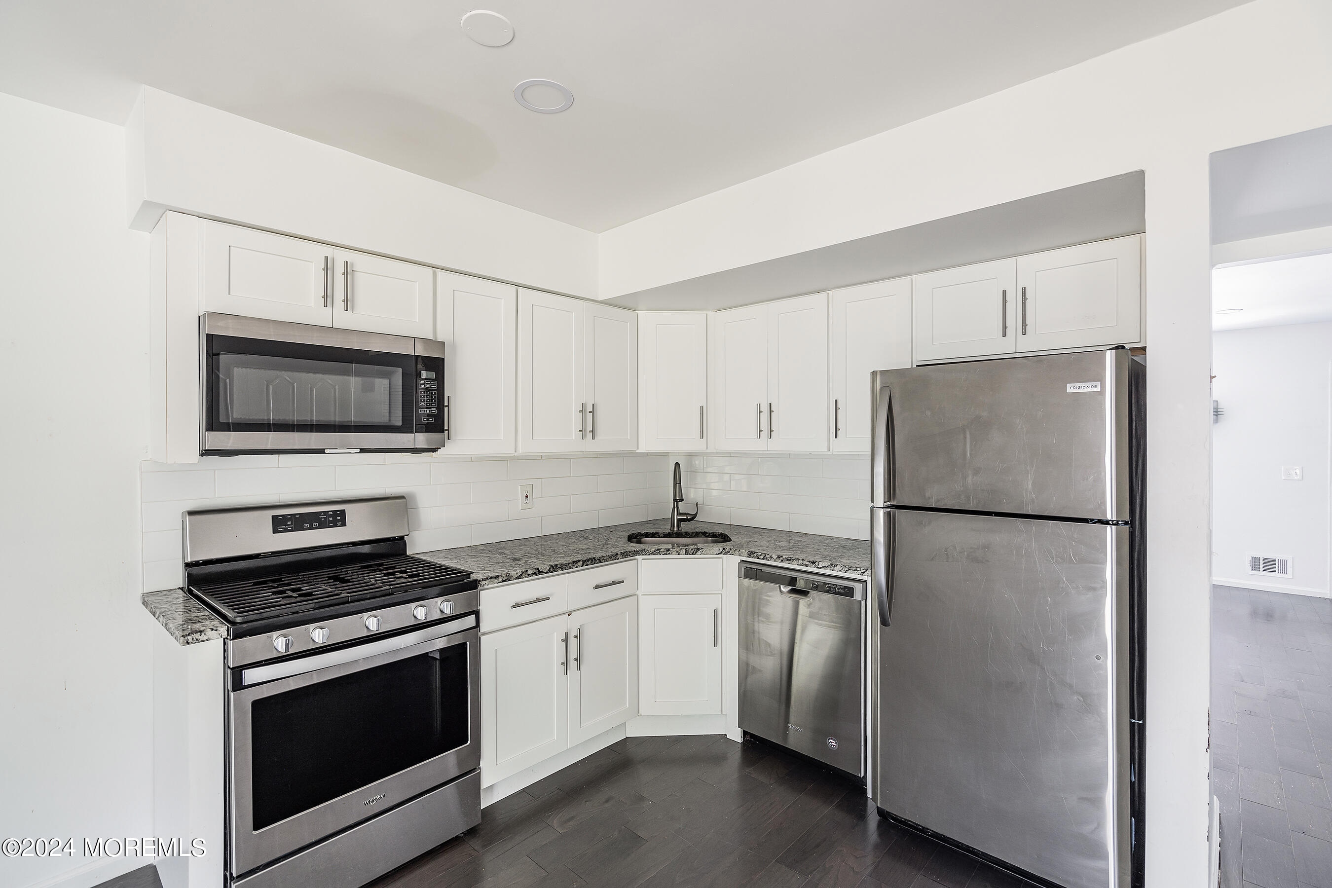 06-Kitchen 1B