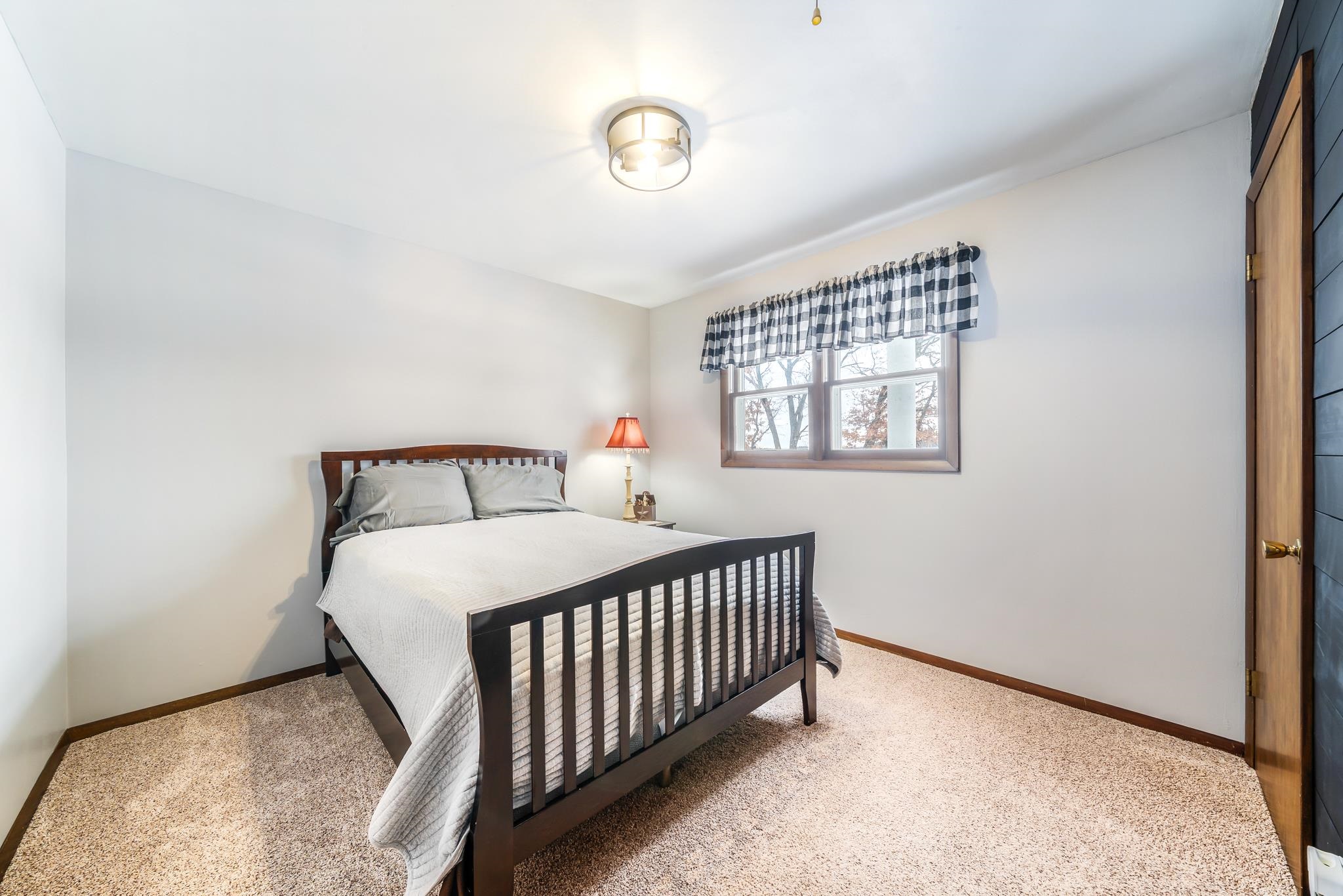 9866 State Highway Waupaca, WI 54981 - Photo 10 of 47