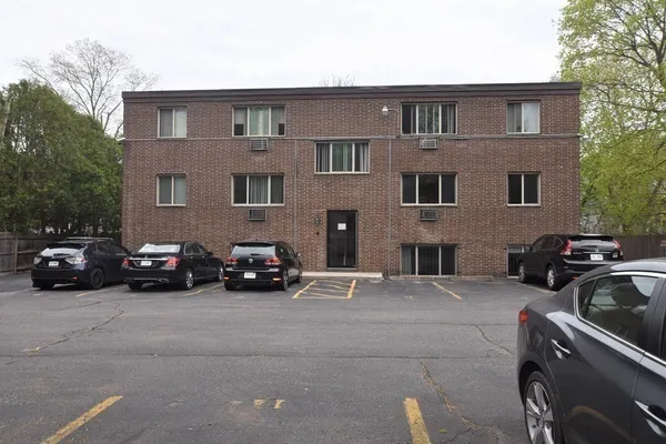 $3,100 | 33 Cogswell Avenue, Unit 8, Cambridge, MA 02140