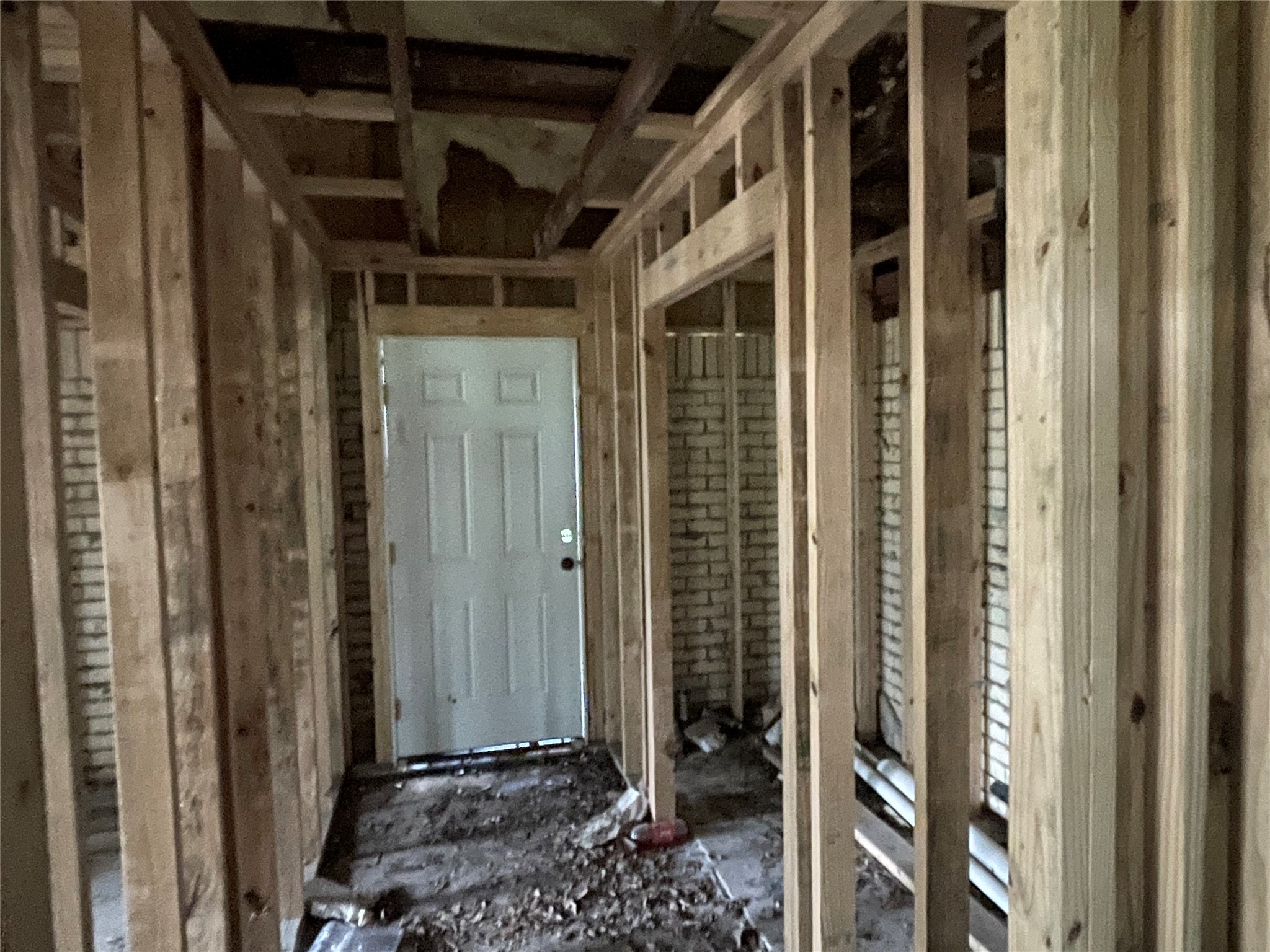 462 Ave B Markham, TX 77414 - Photo 11 of 12 a view of entryway