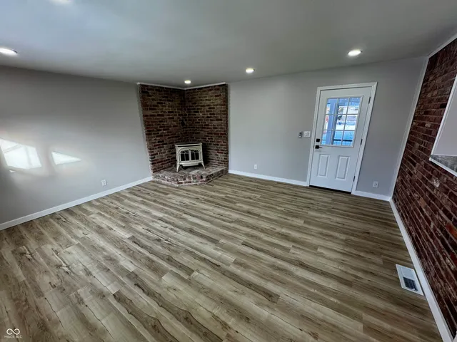 $279,900 | 304 Blackford Street, Waynetown, IN 47990