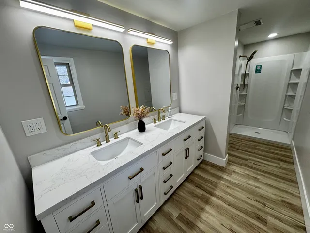 $279,900 | 304 Blackford Street, Waynetown, IN 47990