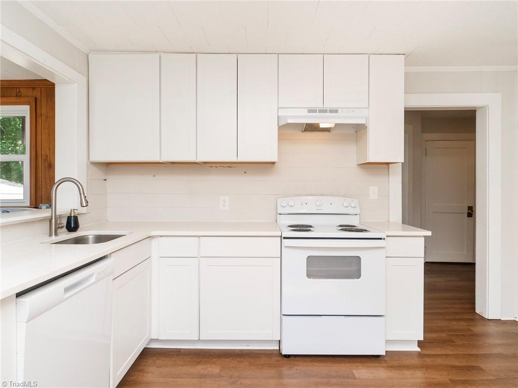 415 North First Street Mebane, NC 27302 - Photo 15 of 38