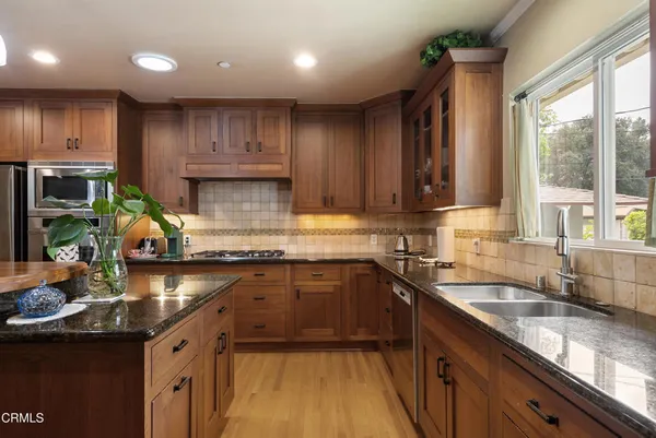 $1,599,000 | 5015 Verwood Avenue, Glendale, CA 91214