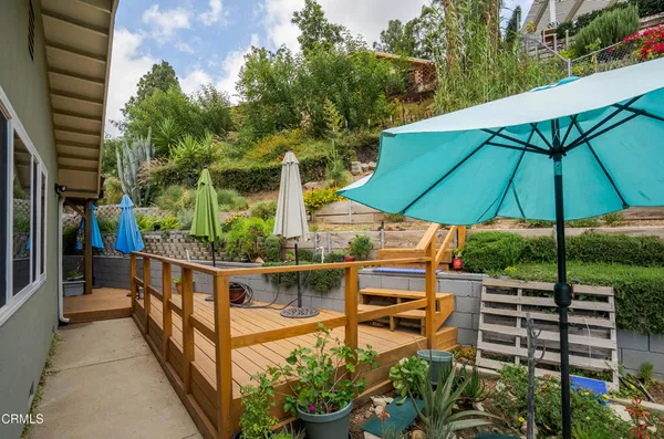 $1,599,000 | 5015 Verwood Avenue, Glendale, CA 91214