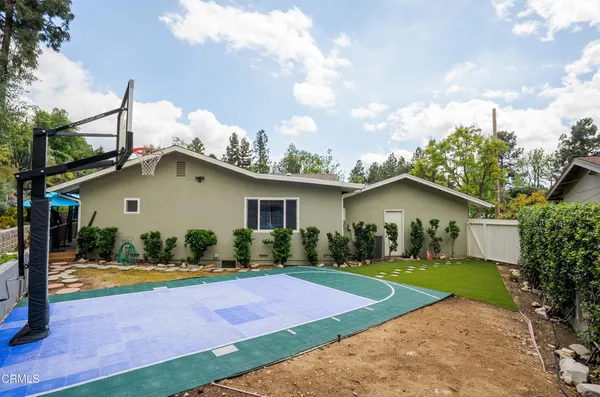 $1,599,000 | 5015 Verwood Avenue, Glendale, CA 91214