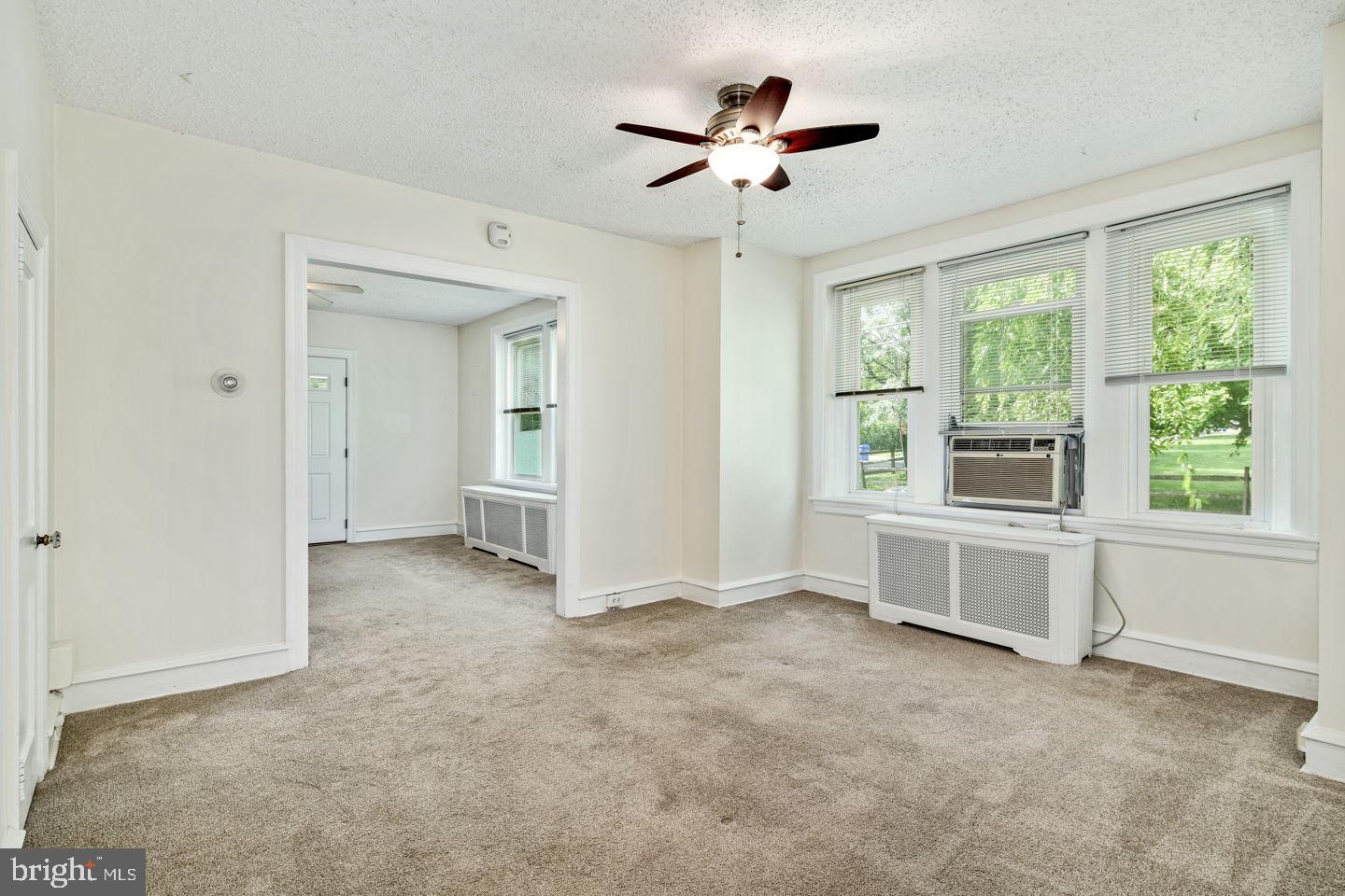 7446 Sycamore Avenue Elkins Park, PA 19027 - Photo 4 of 24