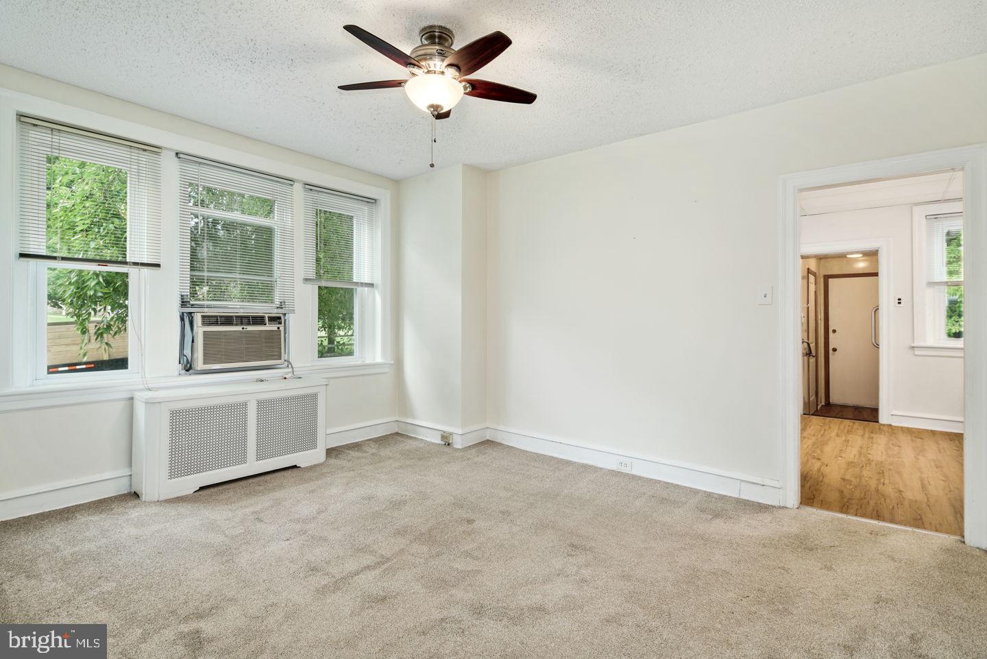 7446 Sycamore Avenue Elkins Park, PA 19027 - Photo 5 of 24