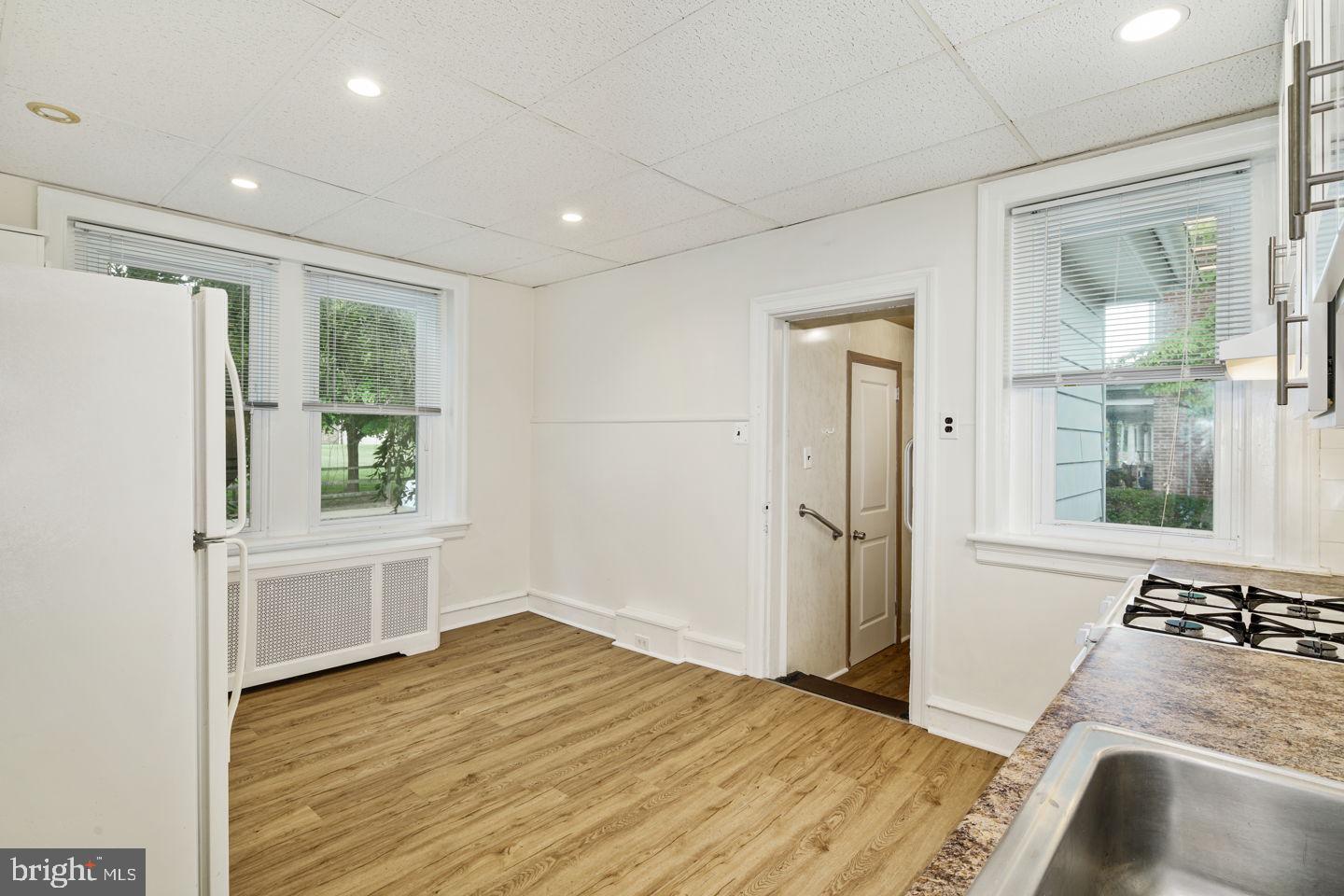 7446 Sycamore Avenue Elkins Park, PA 19027 - Photo 10 of 24